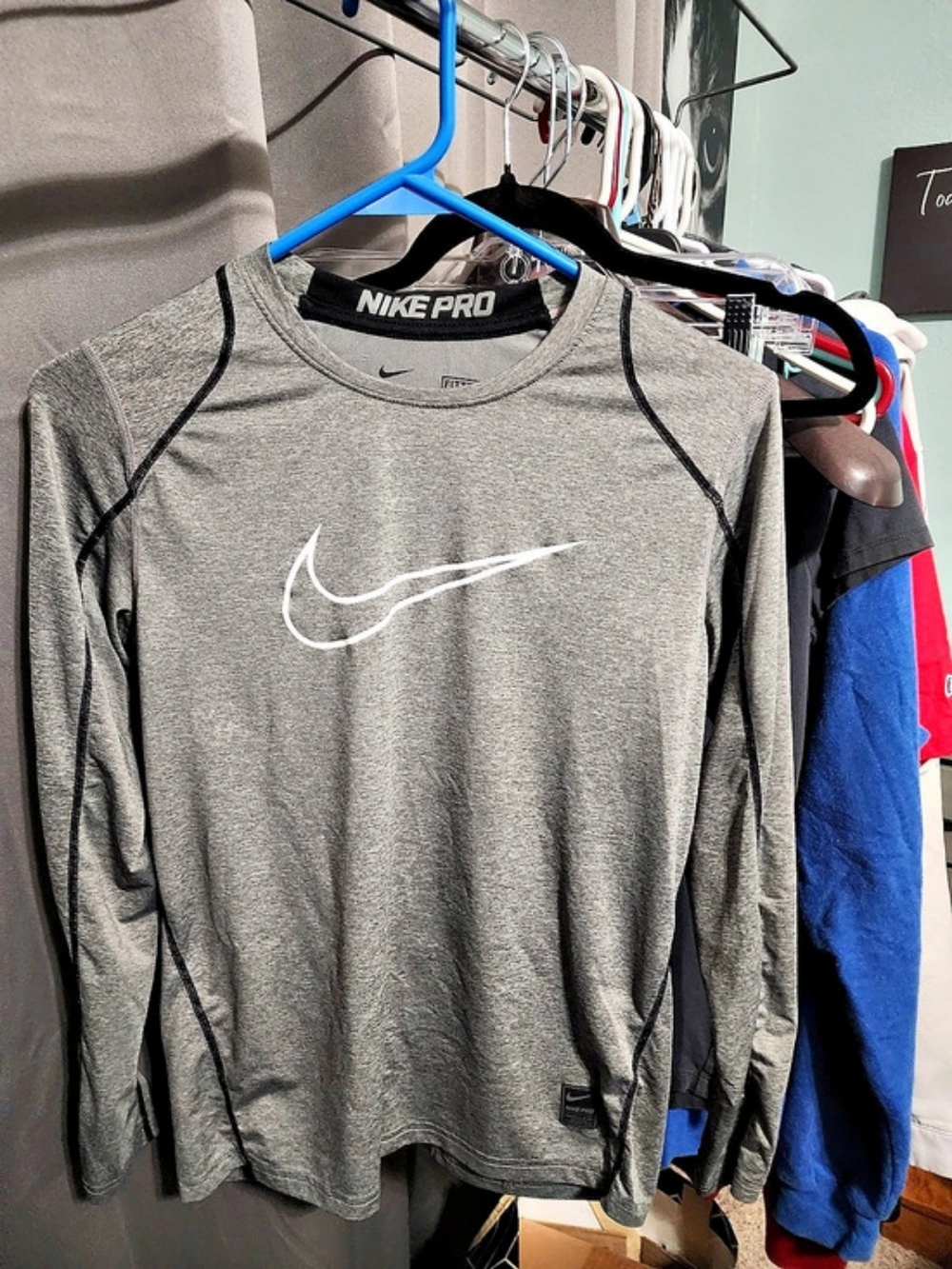 Nike Pro Dri-FIT Long Sleeve Fitted Top Long Sleeve Athletic Top Gray & Black